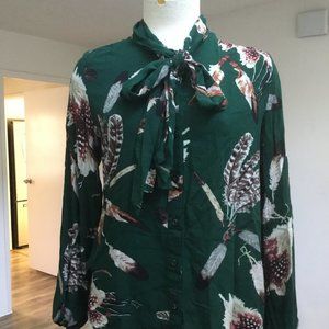 SACE  Floral Printed Blouse Top Tie Neckline Long Sleeve Button Down Green M